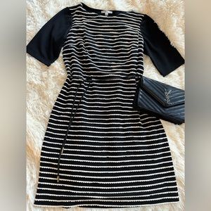 Sandra Darren knit shift dress with belt size 8